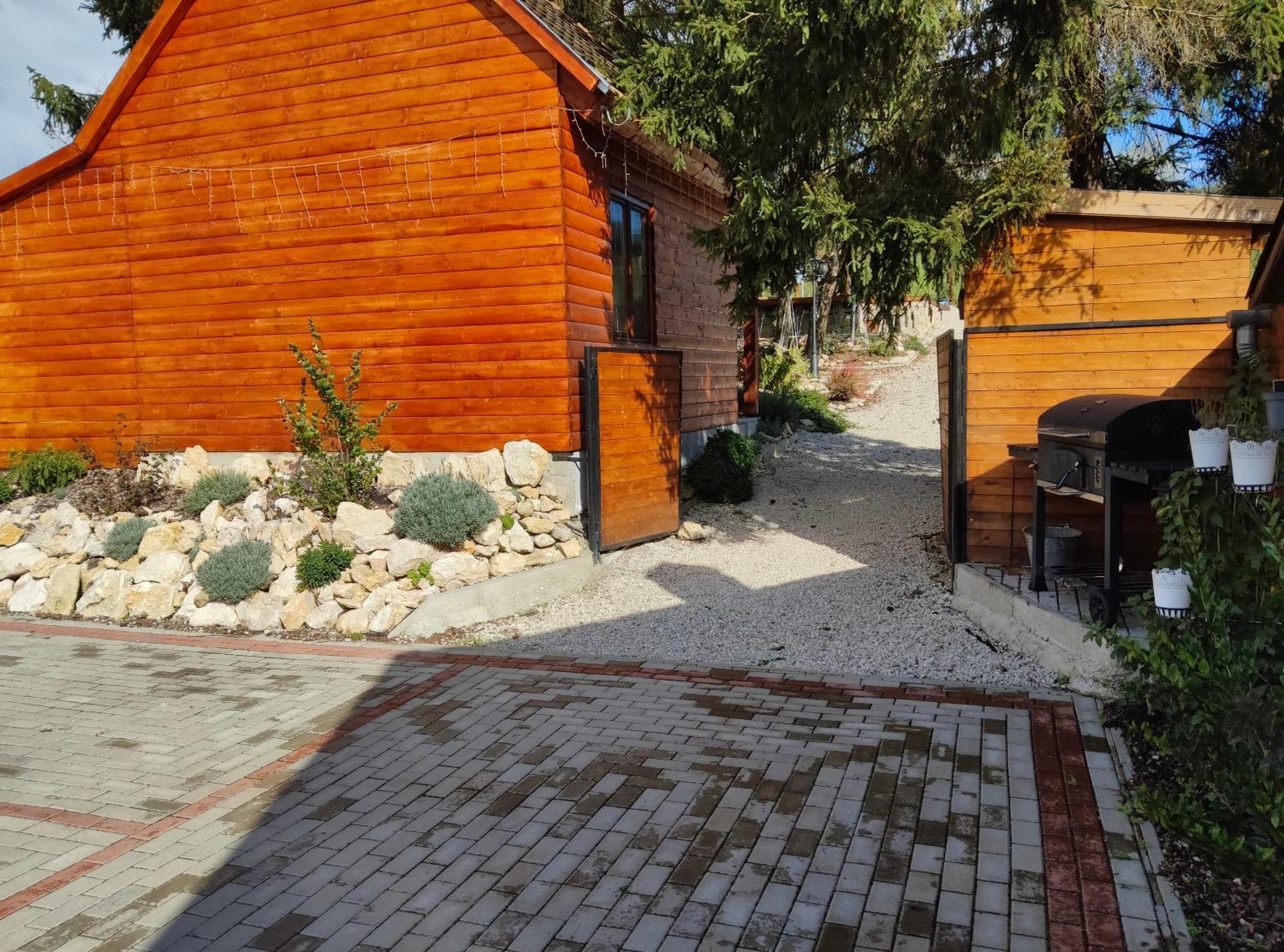 Borostyankut Wellness Home Bakonybél Kültér fotó