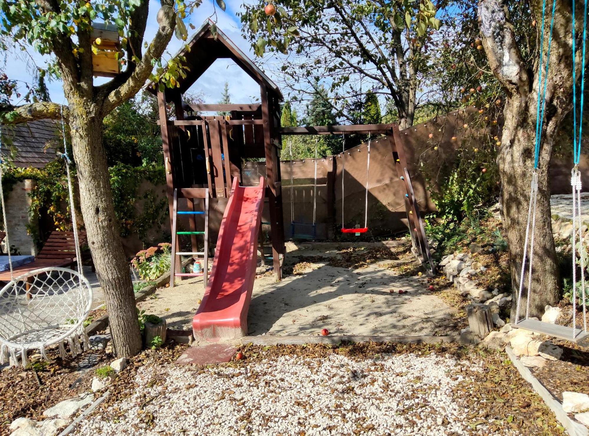 Borostyankut Wellness Home Bakonybél Kültér fotó
