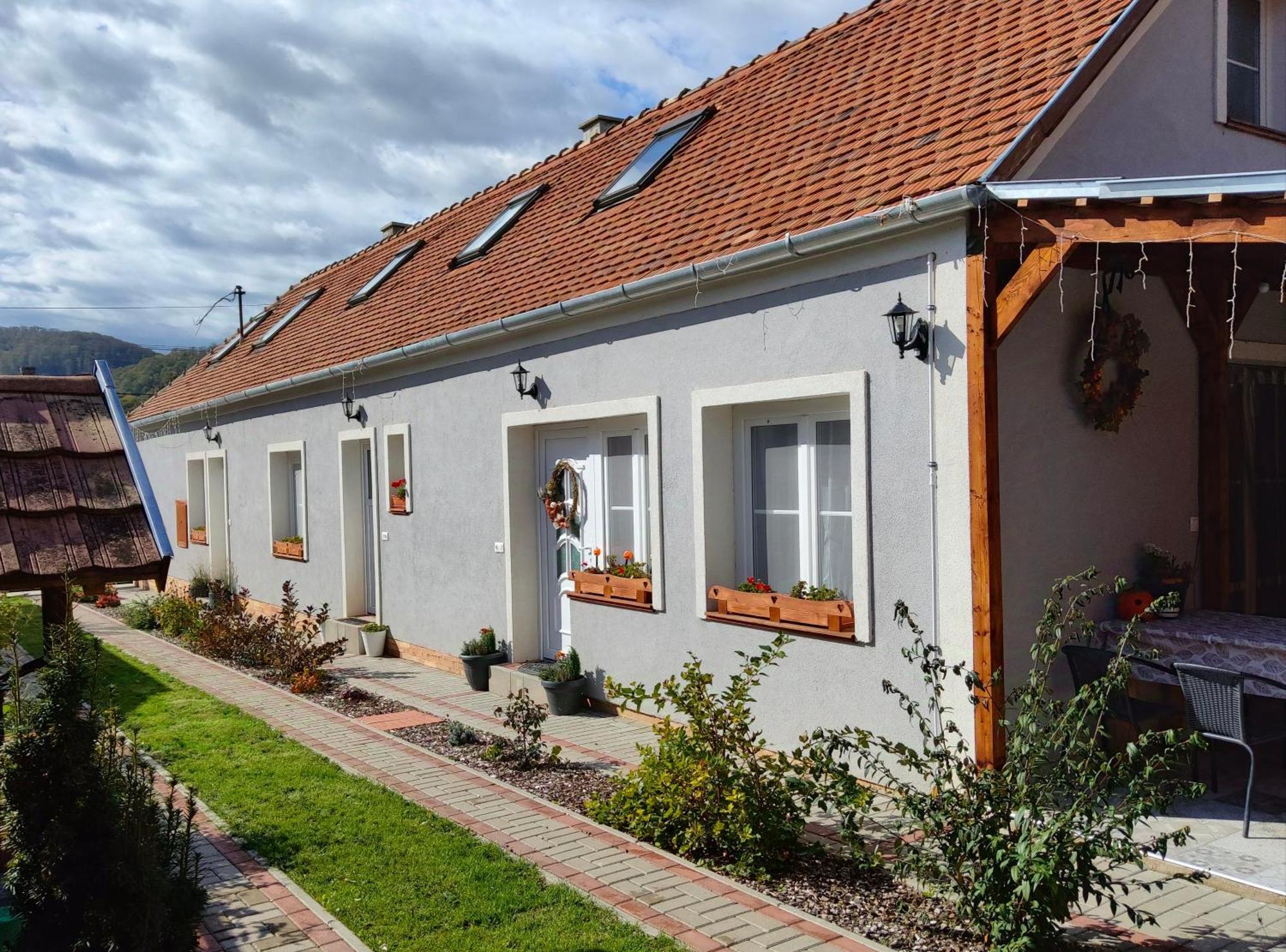 Borostyankut Wellness Home Bakonybél Kültér fotó